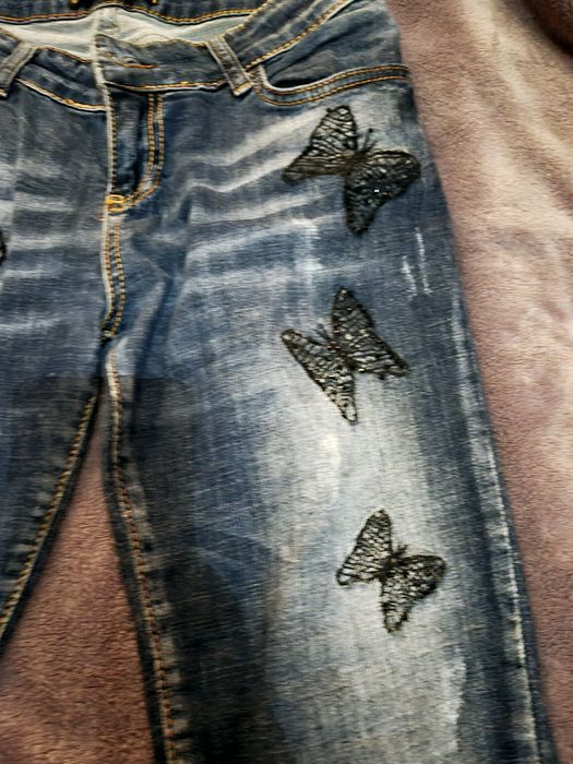 Дънки JUNONA с декорация.