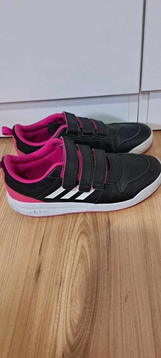 Маратонки адидас 38 номер