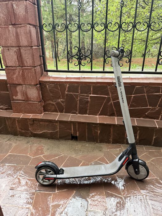 Электросамокат Ninebot
