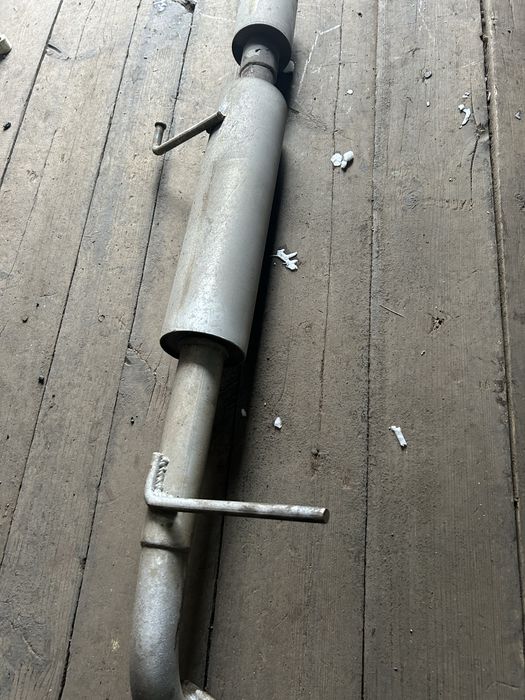 Продам банку прямоточного типа из хорошей нержавеющей стали.