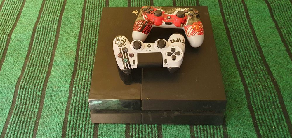 Ps4 xotira 500 talik 2 ta org pulti bilan