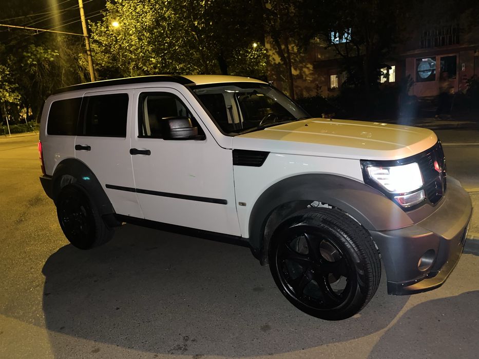 Doge Nitro de vanzare doua la numar