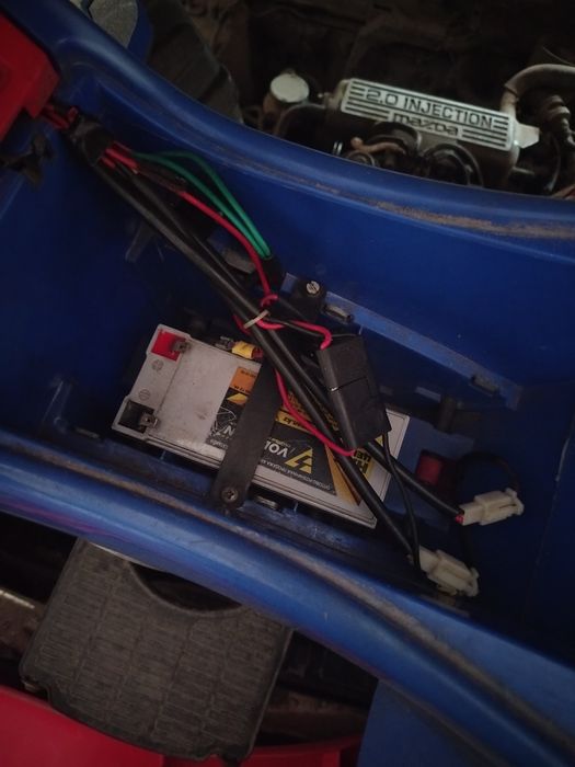 Продам электромобиль.