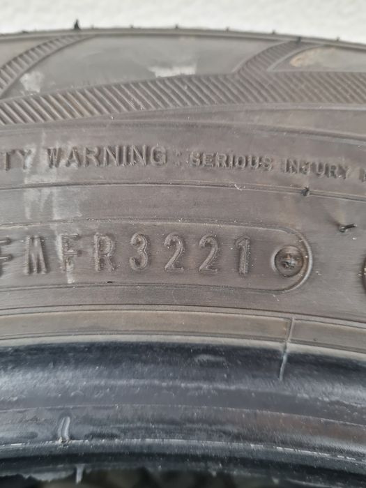 Зимни гуми 4 броя FALKEN EuroWinter HS01 Suv 215 60 R17 дот 3221