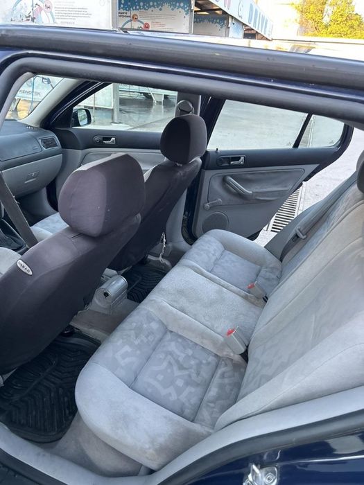 Golf mk4     Газ