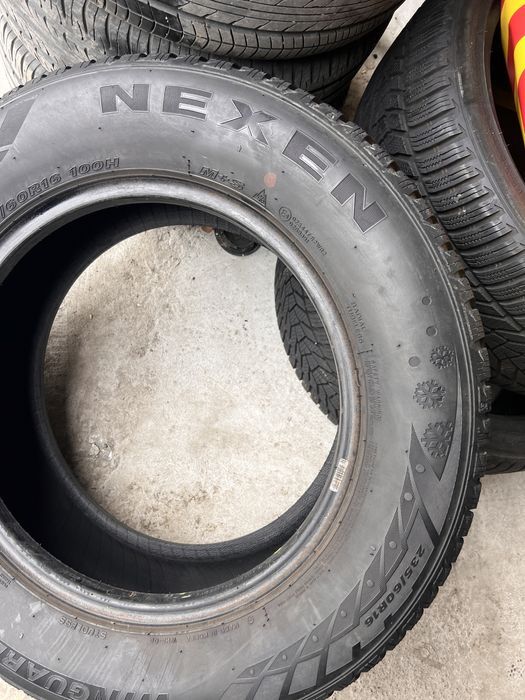 4 anvelope iarna 235/60/16 , nexen , dot 2019 , 6 mm