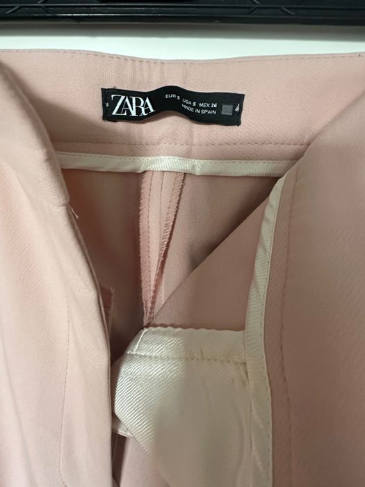 ZARA блуза с пера и панталон