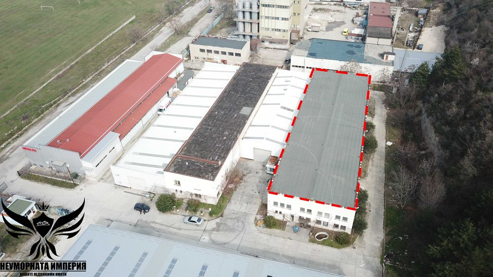 Дава се под наем Склад в Асеновград - 1100 кв.м за 2194.02 € - Снимка #1