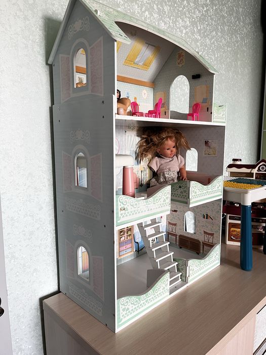 Кукольный домик