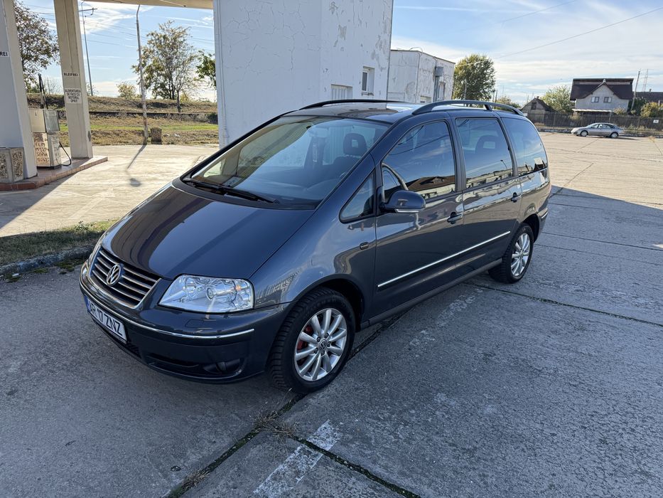 Volkswagen Sharan 2.0 TDI 140 CP 7 Locuri