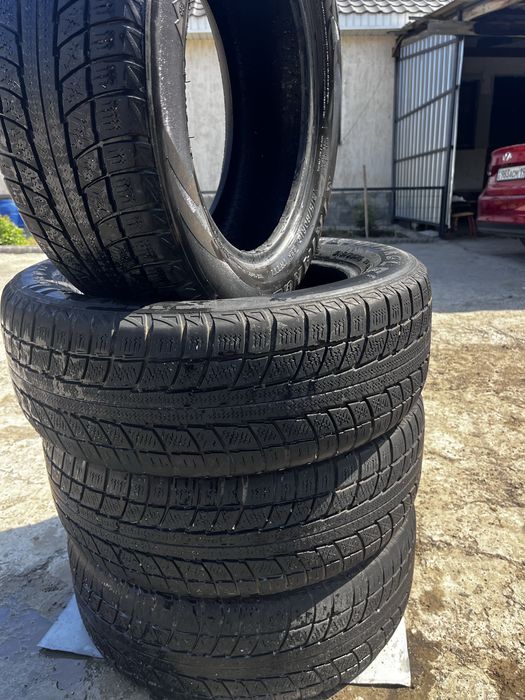 Продам колеса 215/60/16