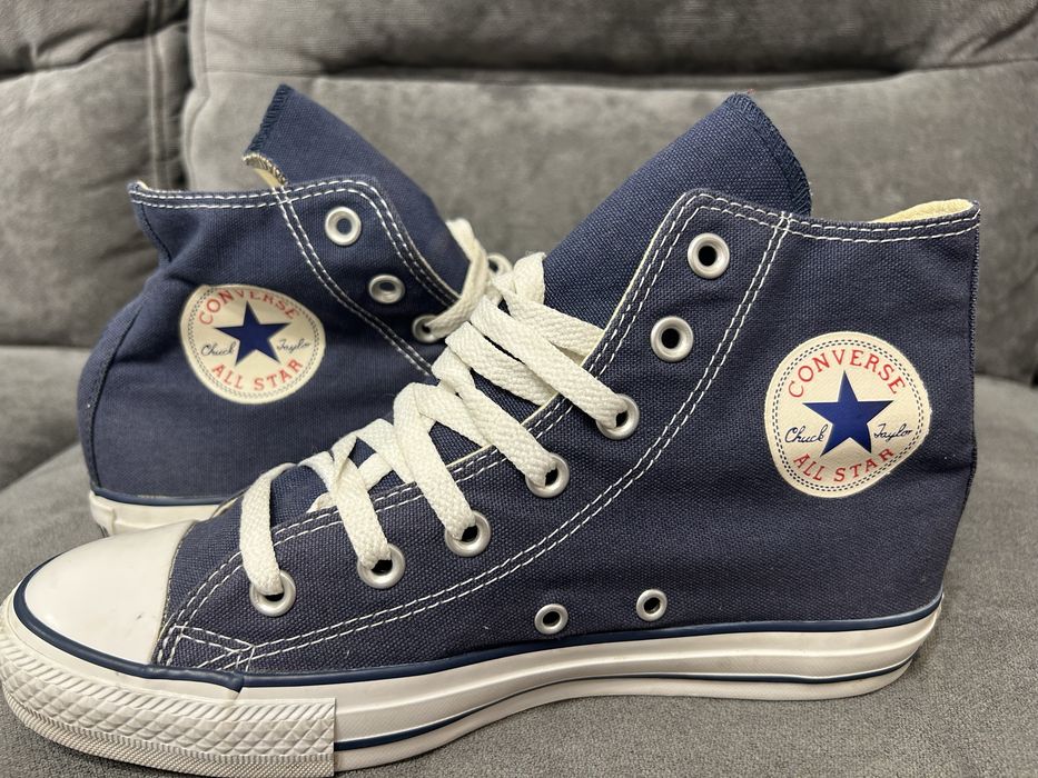 Converse nr 39 int 24,5 cm pret 70 lei