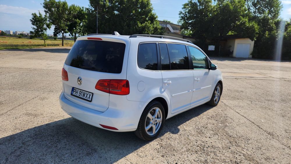 Vand vw Touran 1.6tdi 7 locuri
