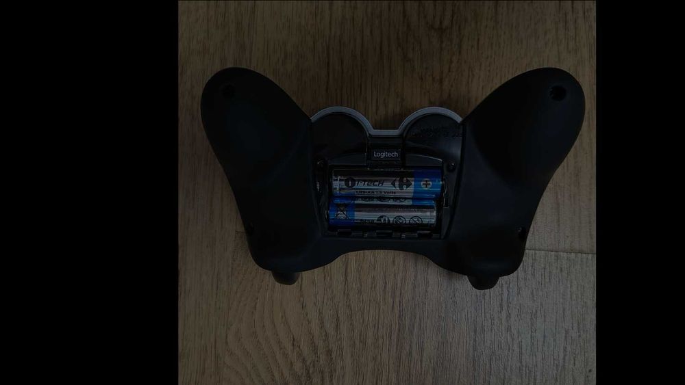 Gamepad Logitech F710 Wireless