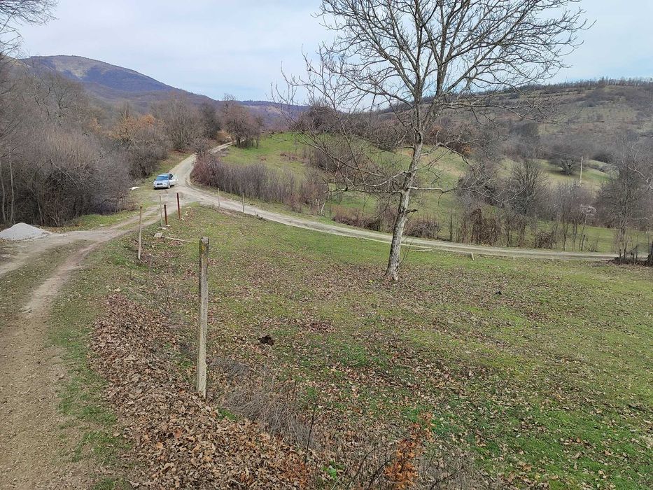 Продава УПИ (Регулация 878 кв.м.) в с. Голям Извор общ. Тетевен