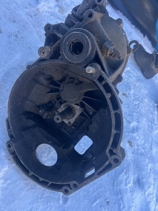 Продам коробку на ваз 2114