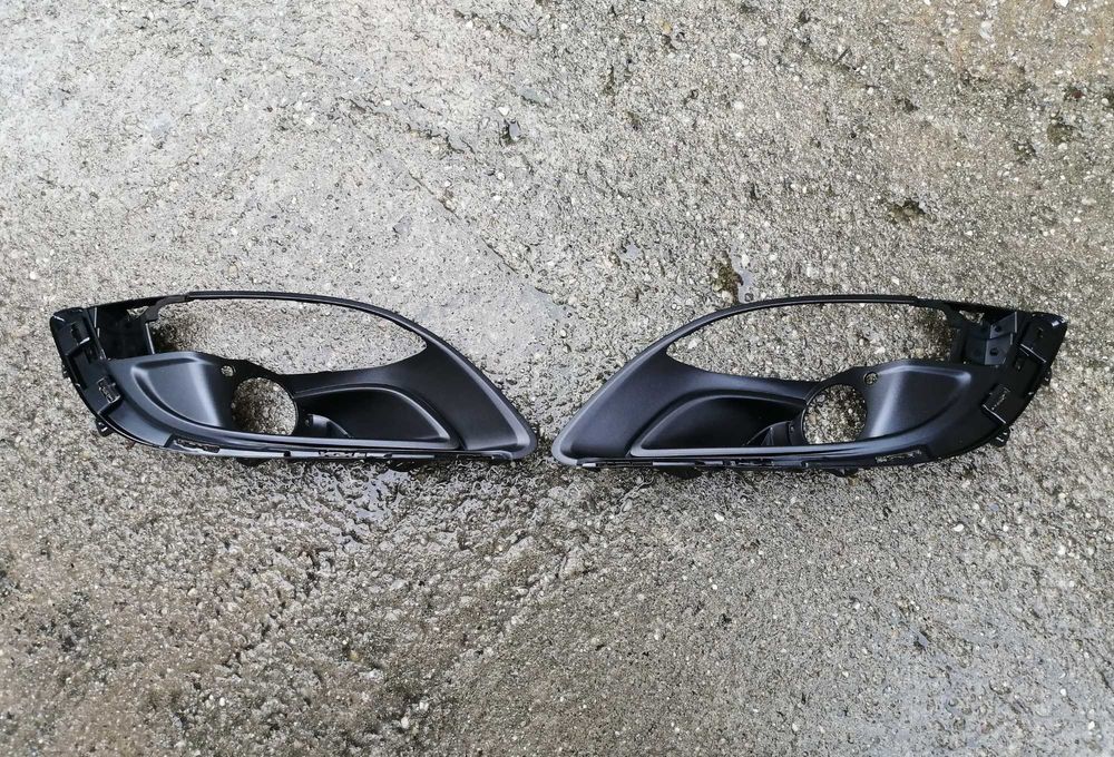 grile proiectoare Opel Astra J 100 lei