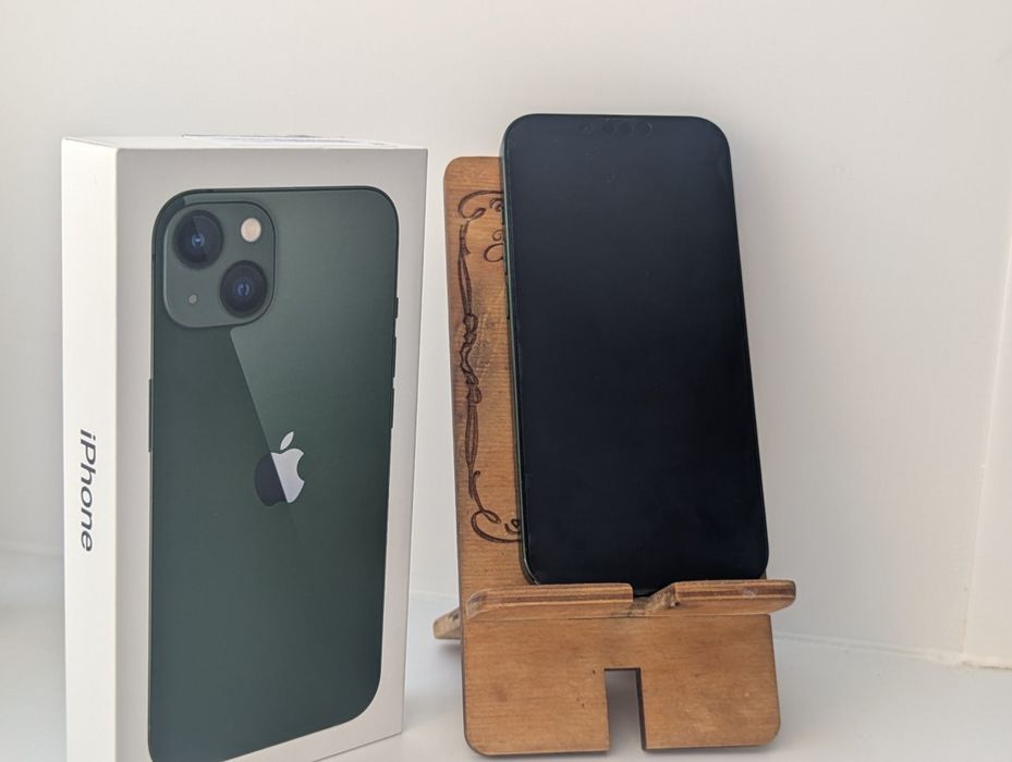 Айфон 13 128 гб..