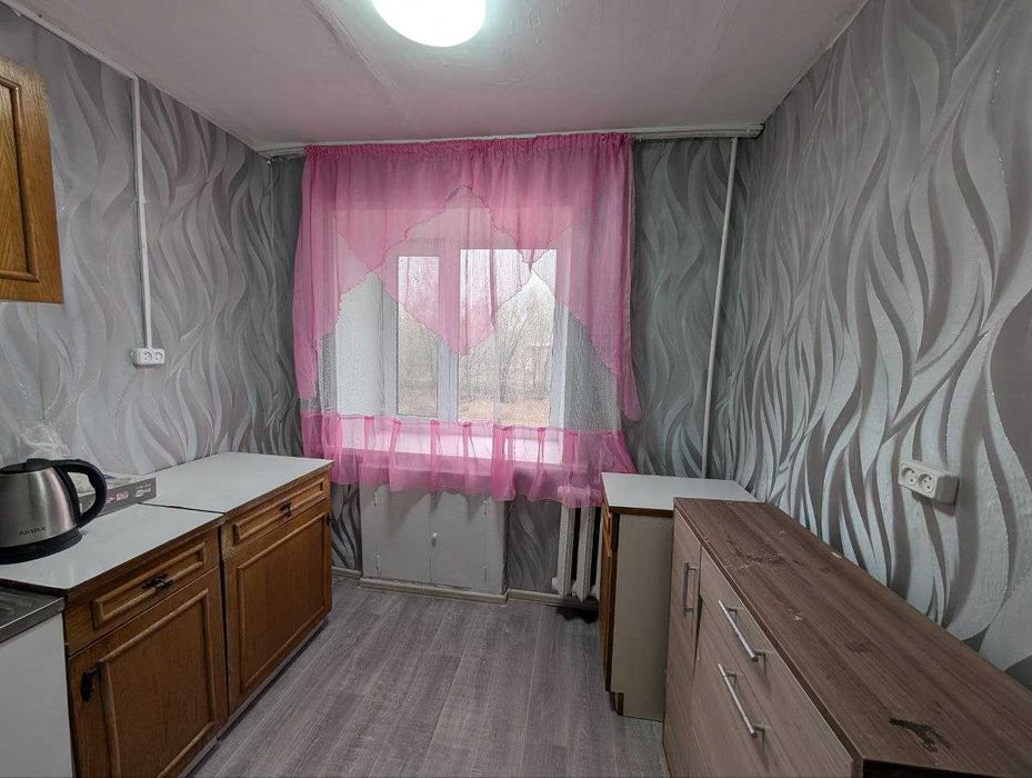 Продам 2-комн.квартиру в 13 микрорайоне