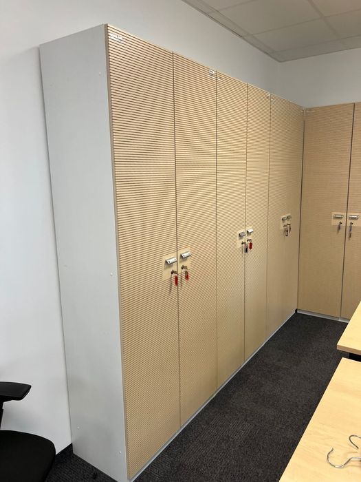 Dulap birou cu închidere, 90x45x216 cm – model elegant și rezistent