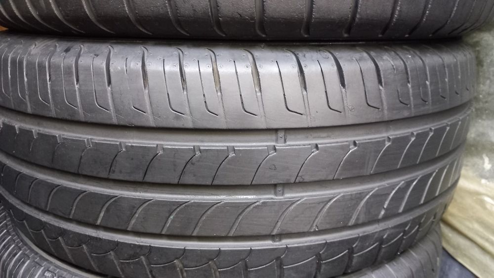 2 Anvelope 205/55r16 vară marca Goodyear preț 140 lei bucata