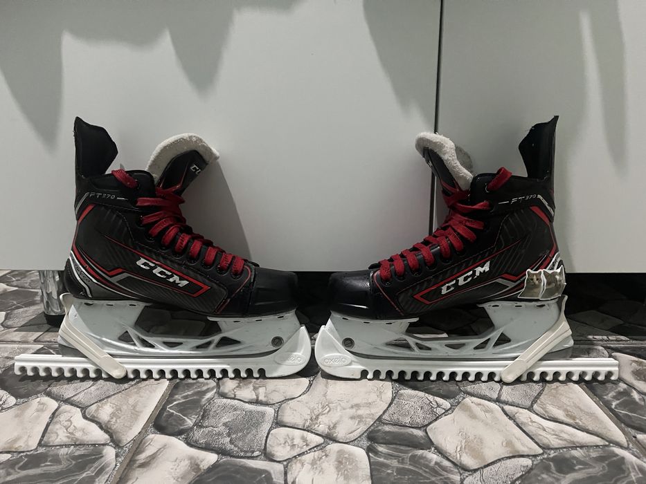 Коньки ccm FT 370