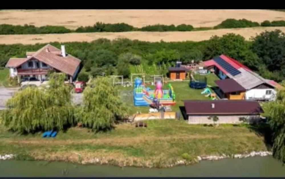 Complex piscicol si de agrement de vanzare-Investiție premium la 50 km de Arad