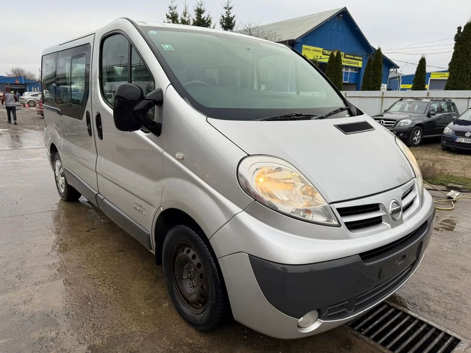 Dezmembrez Nissan Primastar, Opel Vivaro, Renault Trafic 2.0DCI M9R 2006-2014