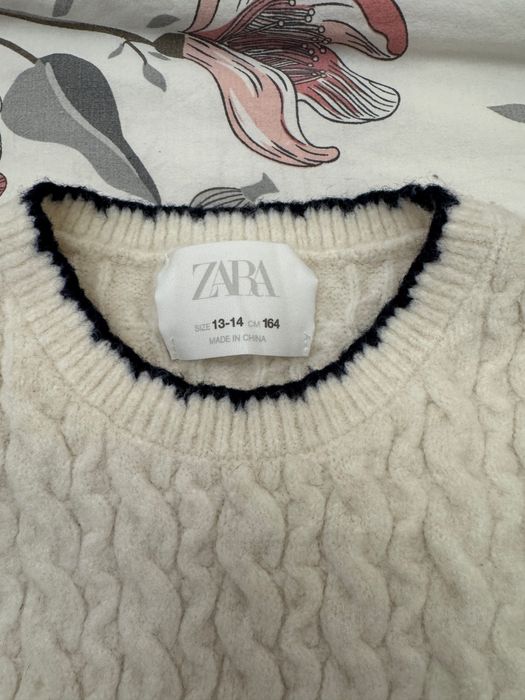 Пуловер-елек Zara