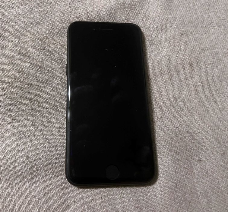 iPhone 7 Black 32GB neactivat 83% baterie pentru piese/proiect