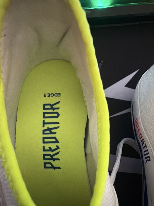 Ghete cu crampoane adidas predator edge.3