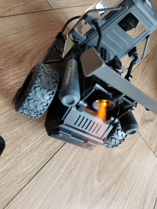 Cadoul ideal - masina drift telecomanda RC.