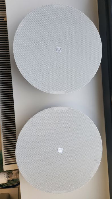 Amplificator Audac com104 + 2 Boxe tavan Audac Cira 824