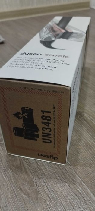 Оригинал выпрямитель волос Dyson Corrale