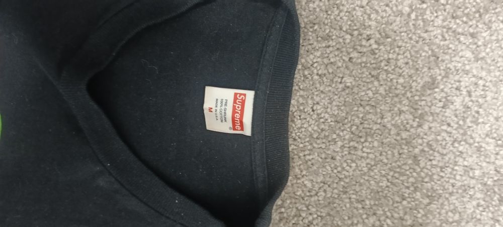 Суприм supreme M