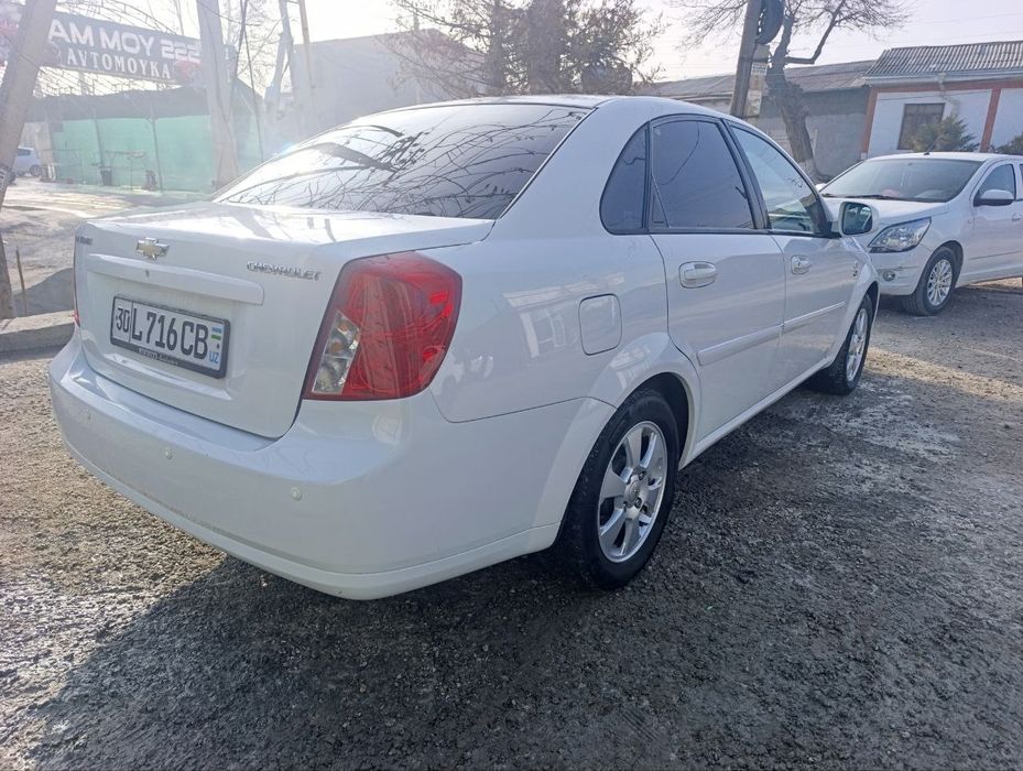 Jentra sotiladi arzon narxda