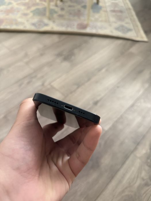 Iphone 13 128 gb в хорошем состоянии