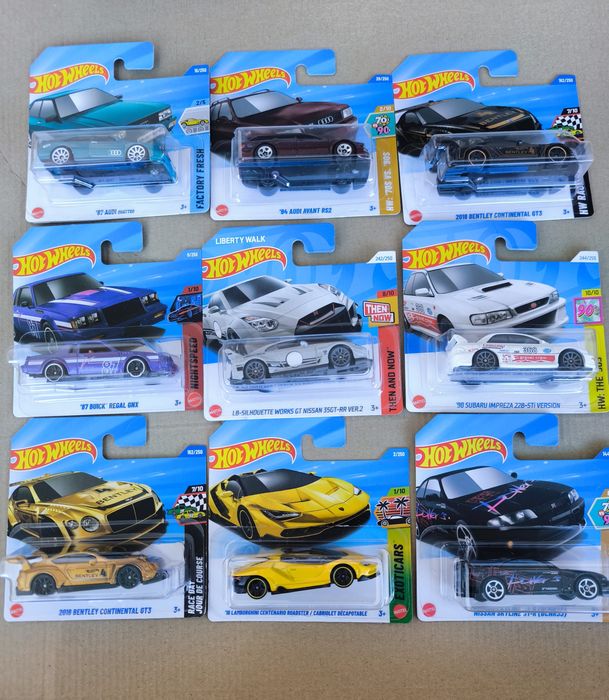 Hot wheels 27бр. Mercedes, BMW, Audi, Ferrari, Nissan