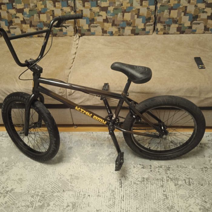 велосипед bmx практически новый