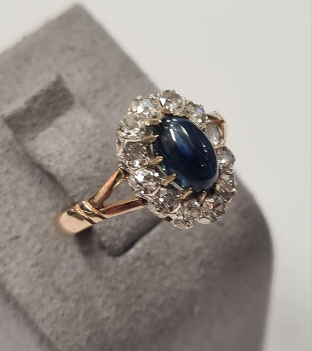 Inel din aur galben 14 si argint, cu safir si diamante naturale,