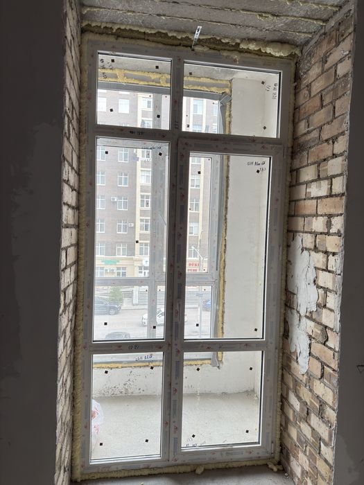 Продаю Балконный стеклопакет