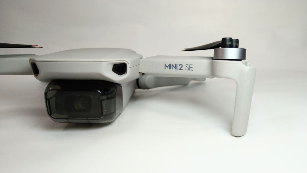 Квадрокоптер DJI Minin 2 se