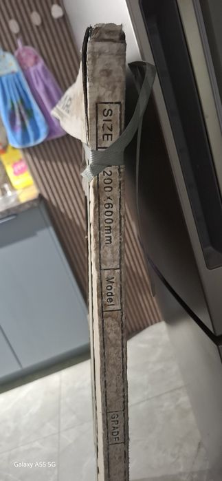 Продам керамическую плитку СРОЧНО!!!