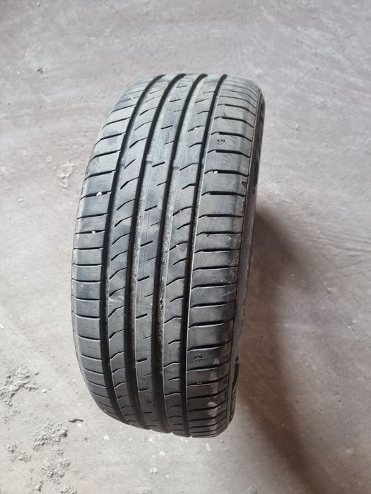 Anvelope R17 aproape noi