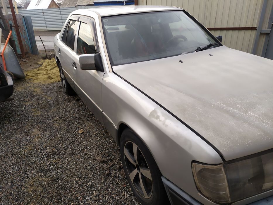 Продам Мерседес Е230