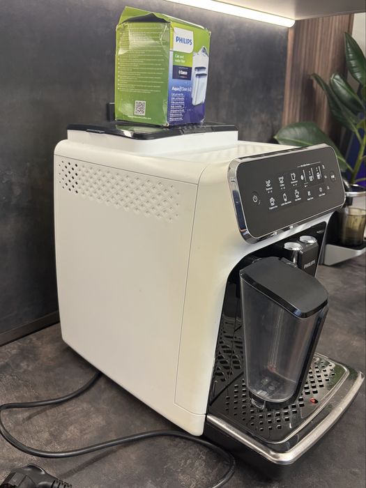 Кафеавтомат Philips LatteGo 3343/50