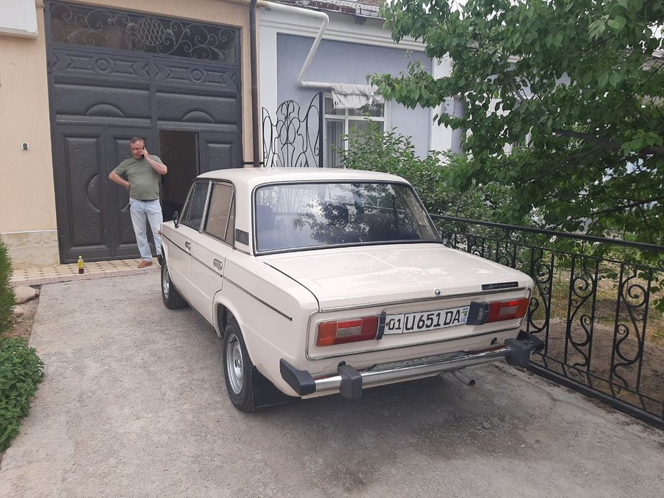 Жигули ВАЗ- 2103