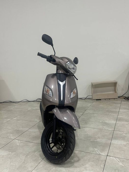 Sukuter bor.                  .