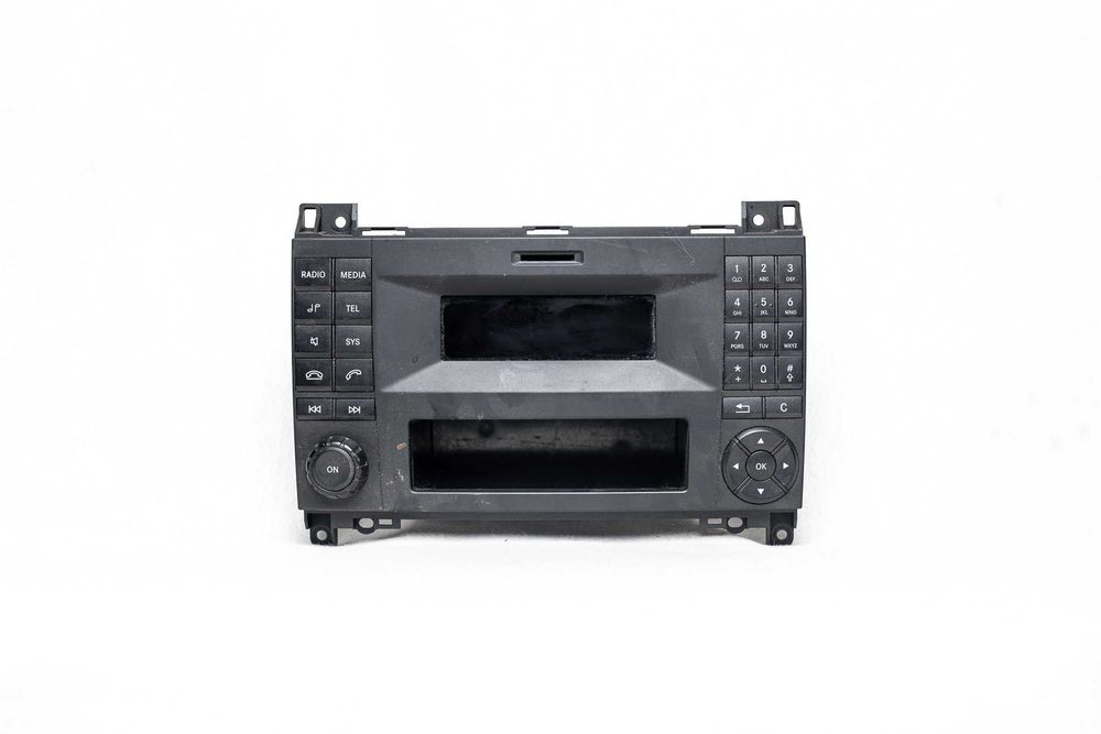 Радио/CD с джоб за Mercedes-Benz Sprinter W906