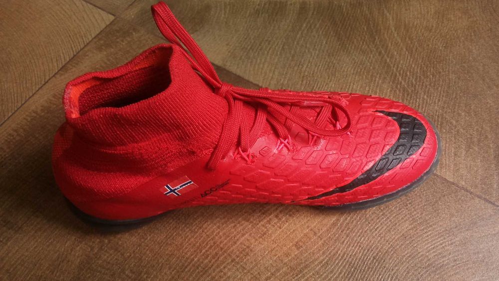 NIKE HYPERVENOM X Proximo Shoes Размер EUR 36 / UK 3,5 за зала 374-14-S